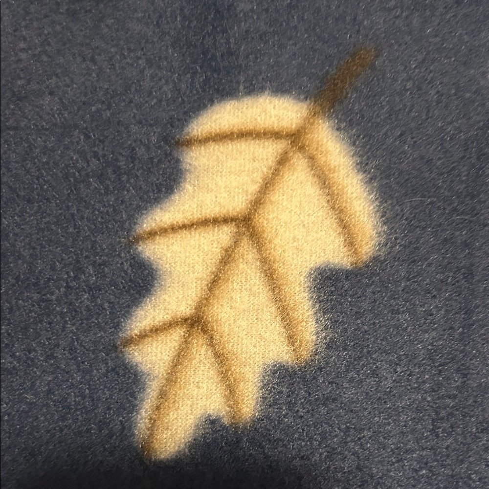Cozy Blue Leaf and Paw Print Blanket - Picture 5 of 10